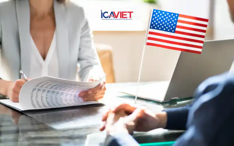 Tham dự buổi phỏng vấn visa