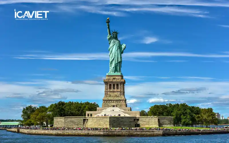 Đi du lịch rồi ở lại kết hôn tại Mỹ