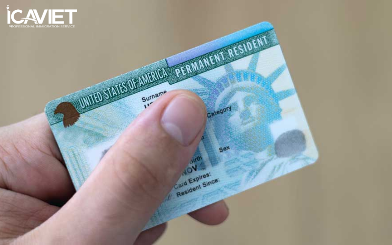 Nộp Form I-485 để xin chuyển diện tại Mỹ và nhận thẻ xanh