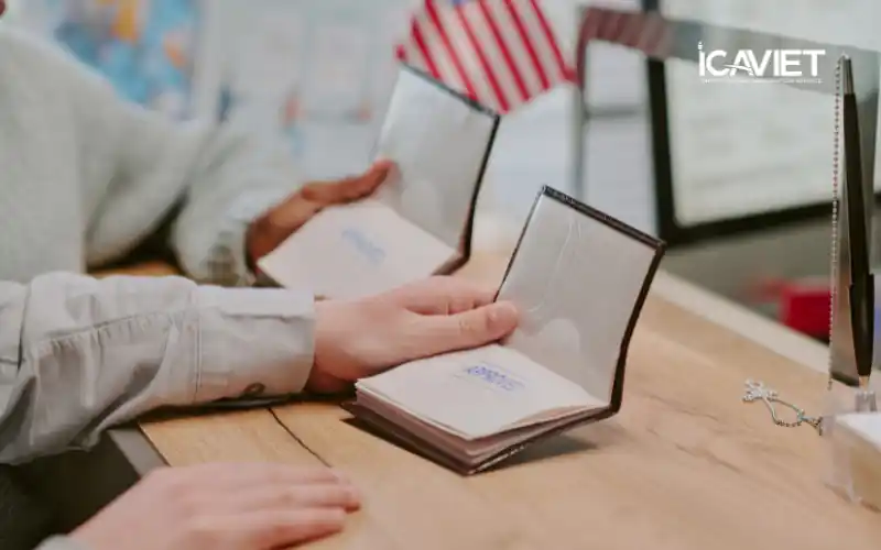 Quen nhau khi hôn nhân cũ chưa kết thúc, hồ sơ có bị nghi ngờ?