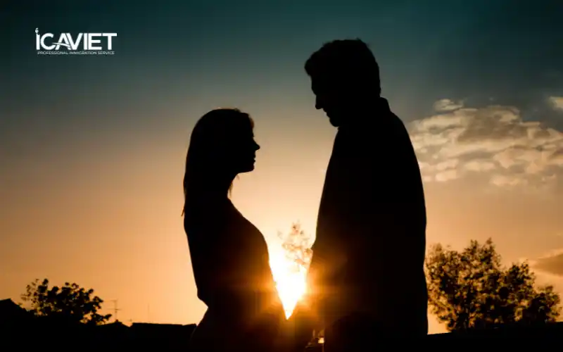 Quen nhau khi hôn nhân cũ chưa kết thúc, hồ sơ có bị nghi ngờ?